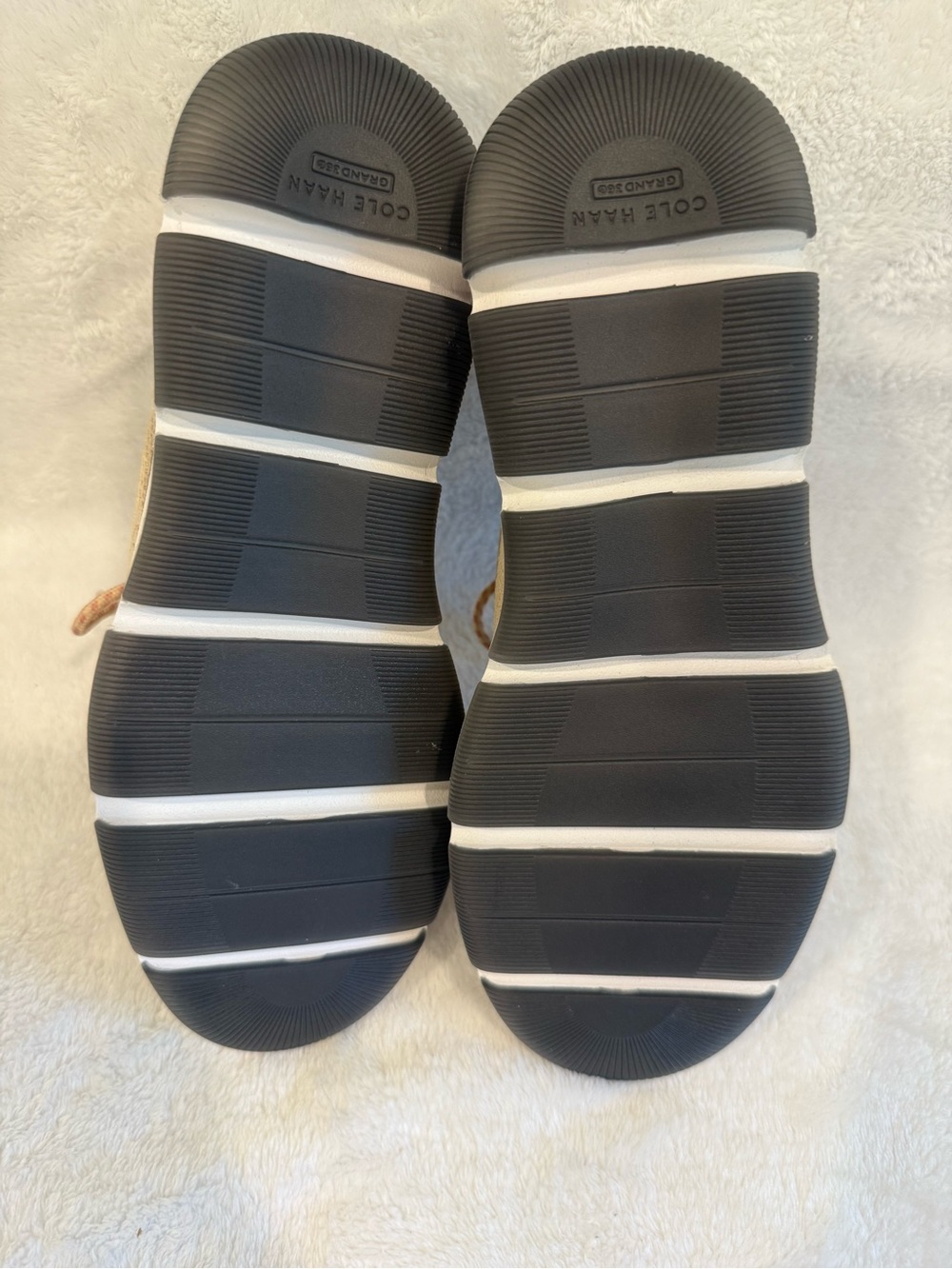 Like New - Cole Haan Women’s Zerogrand Sneakers - Picture 9 of 9
